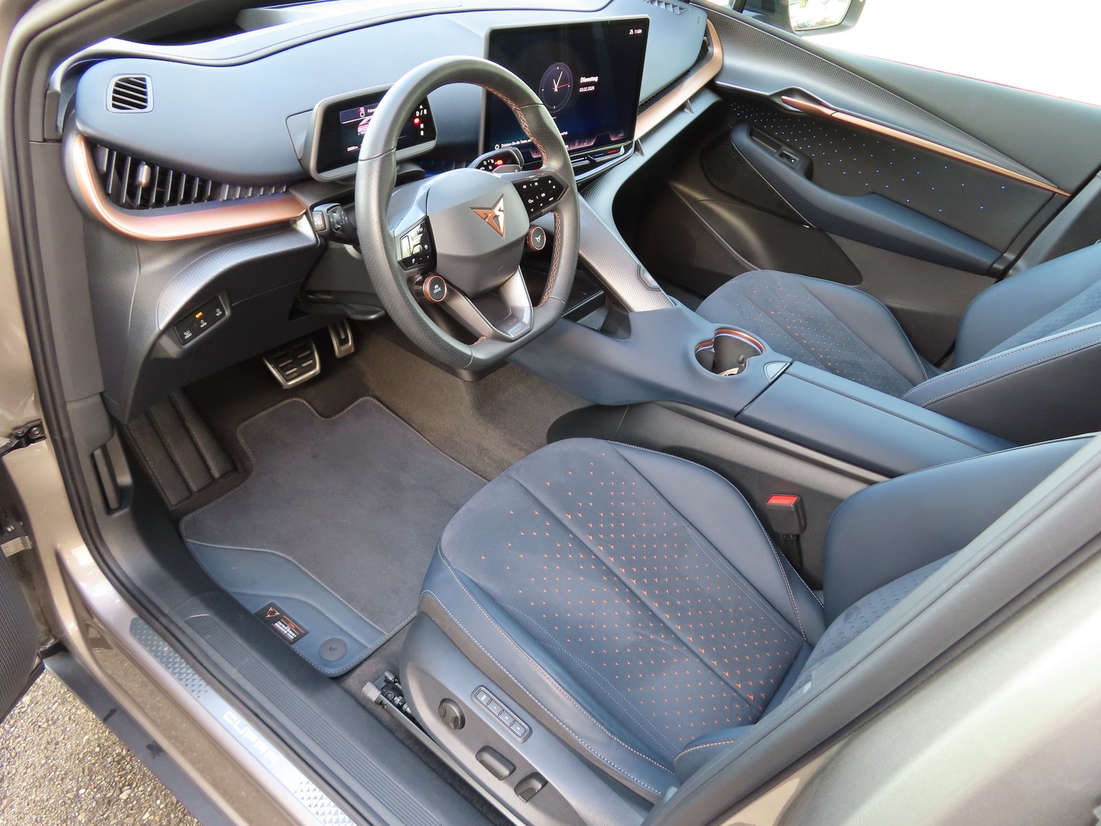 CUPRA Tavascan Type 9 77 kWh VZ Adrenaline, Elettrica, Occasioni / Usate, Automatico - 7