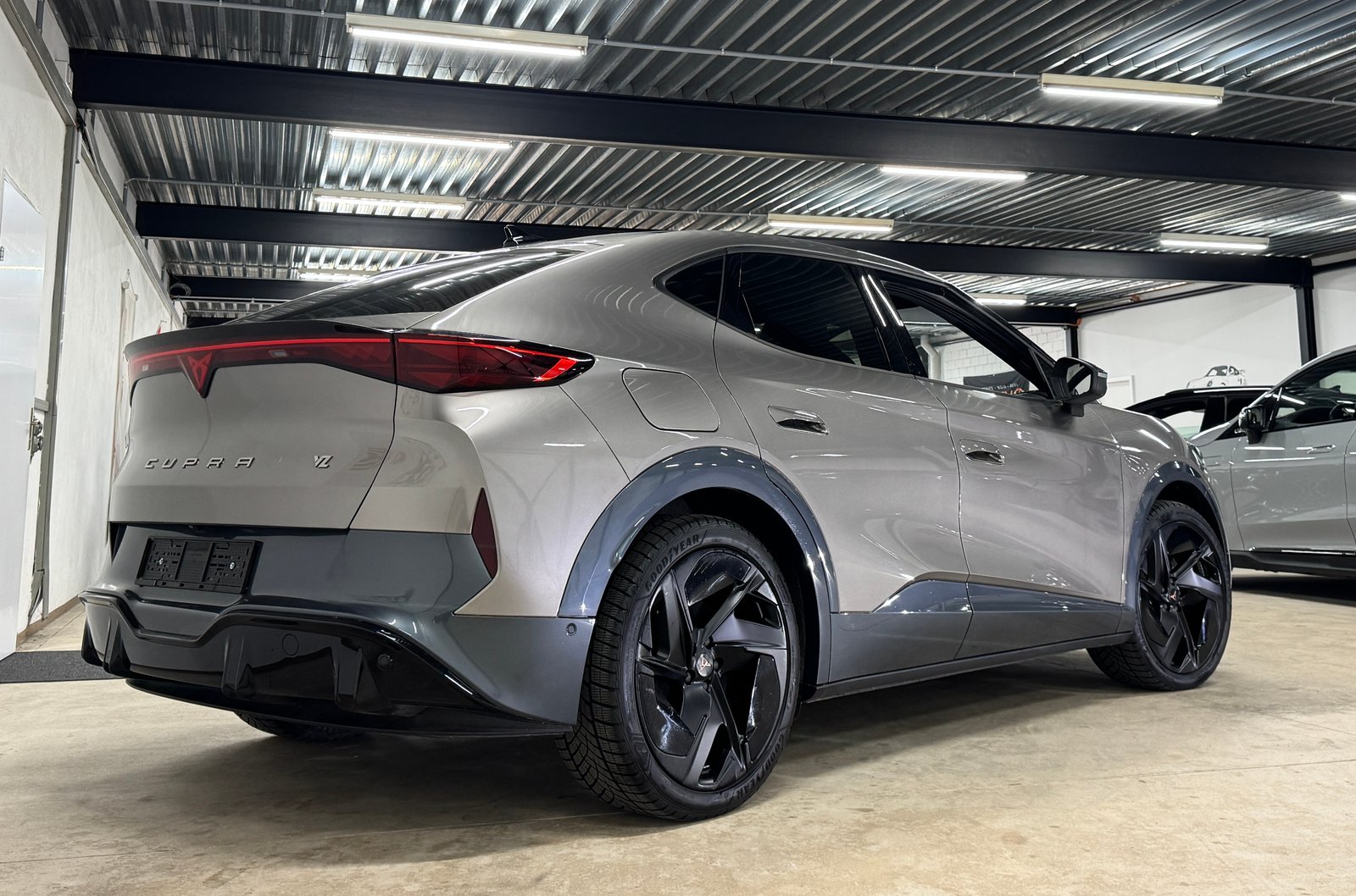 CUPRA Tavascan Type 9 77 kWh VZ Adrenaline 340 PS / Wärmepu, Elettrica, Occasioni / Usate, Automatico - 6