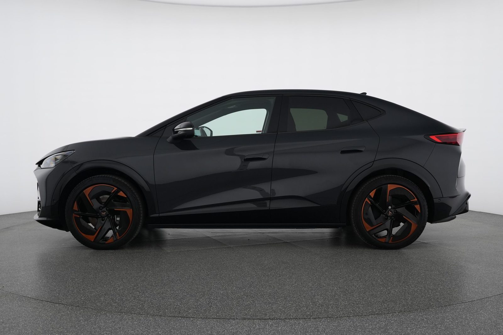 CUPRA TAVASCAN ADRENALINE TYPE 9 77kWh 340PS 4DRIVE (netto), Electric, Second hand / Used, Automatic - 3