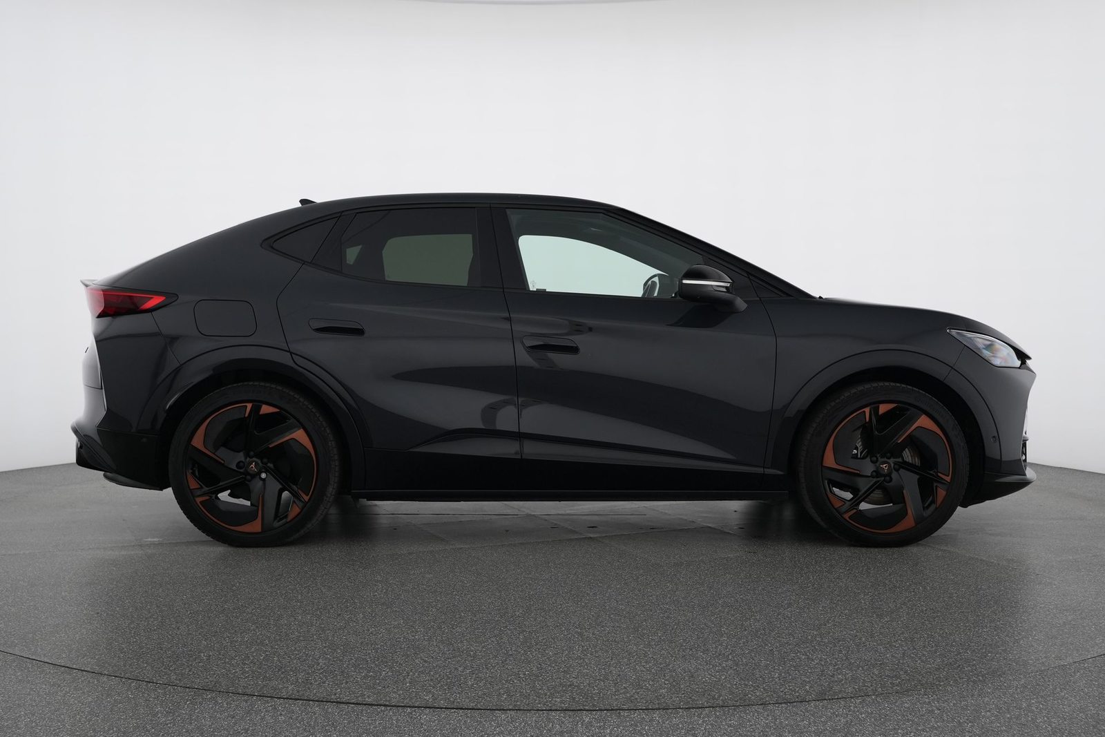 CUPRA TAVASCAN ADRENALINE TYPE 9 77kWh 340PS 4DRIVE (netto), Electric, Second hand / Used, Automatic - 6