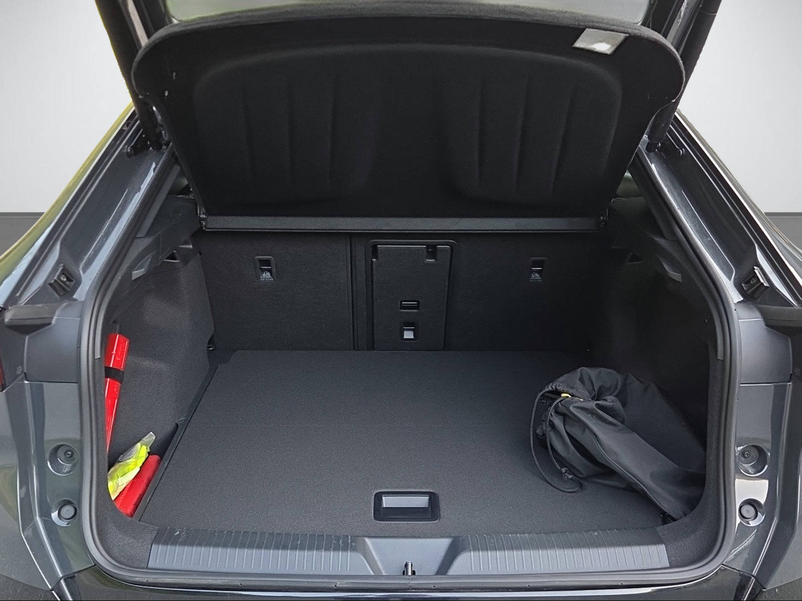 CUPRA Tavascan Adrenaline Type 9 4D, Elektro, Occasion / Gebraucht, Automatik - 7