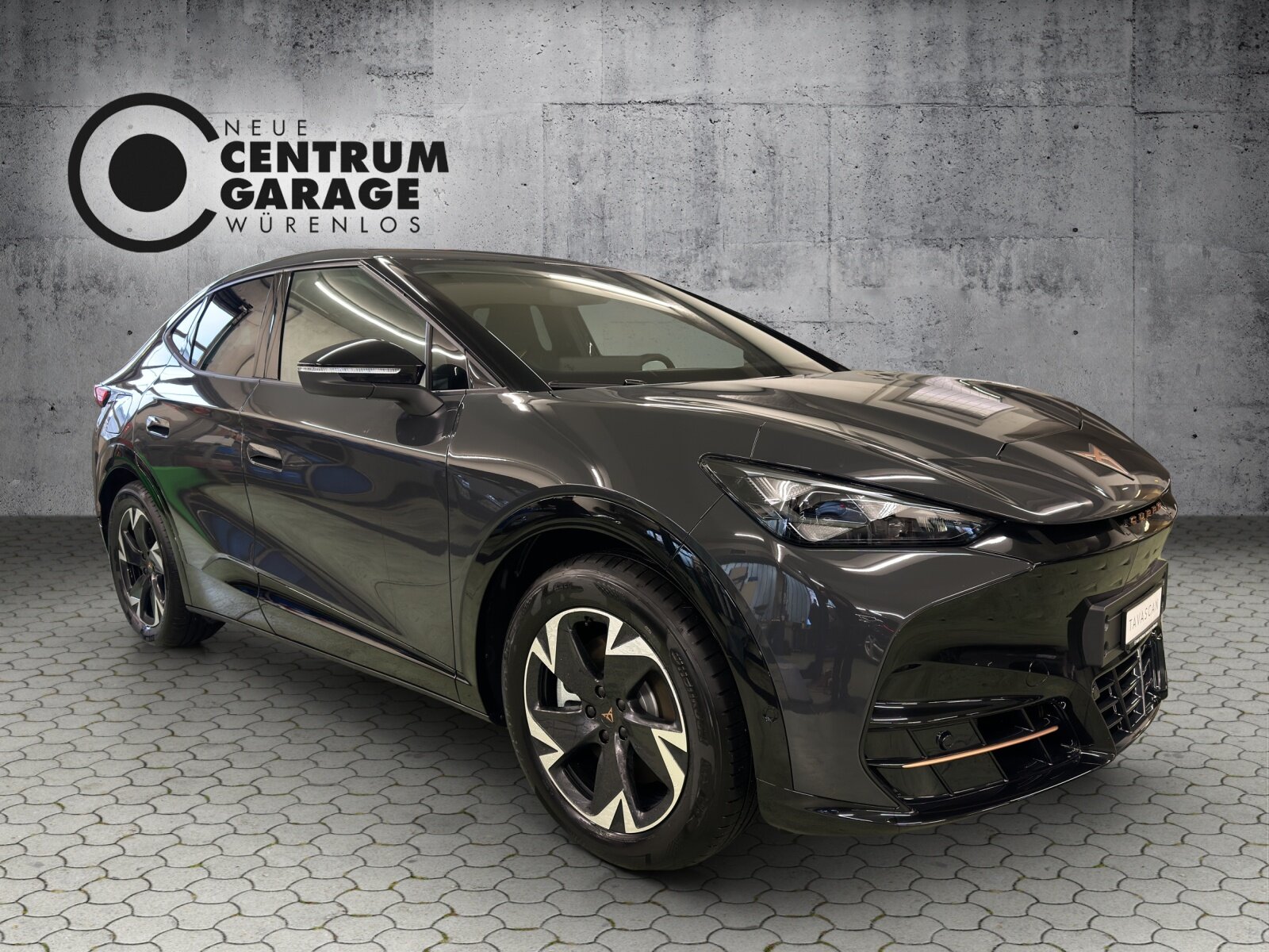 CUPRA Tavascan Type 4 77 kWh Inicio, Elektro, Occasion / Gebraucht, Automatik - 2
