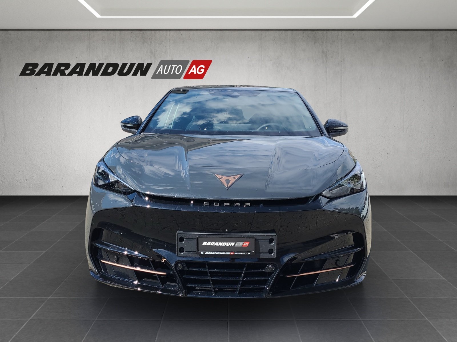 CUPRA Tavascan VZ 4Drive Adrenaline, Electric, Ex-demonstrator, Automatic - 2