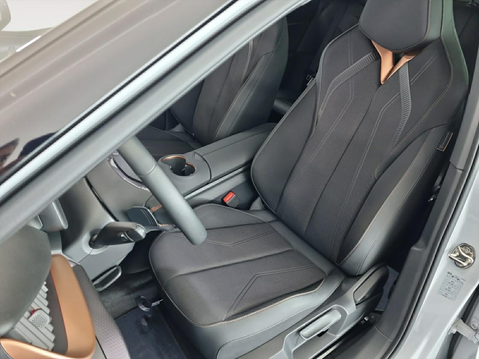 CUPRA Tavascan 77 kWh Endurance, Électrique, Occasion / Utilisé, Automatique - 5