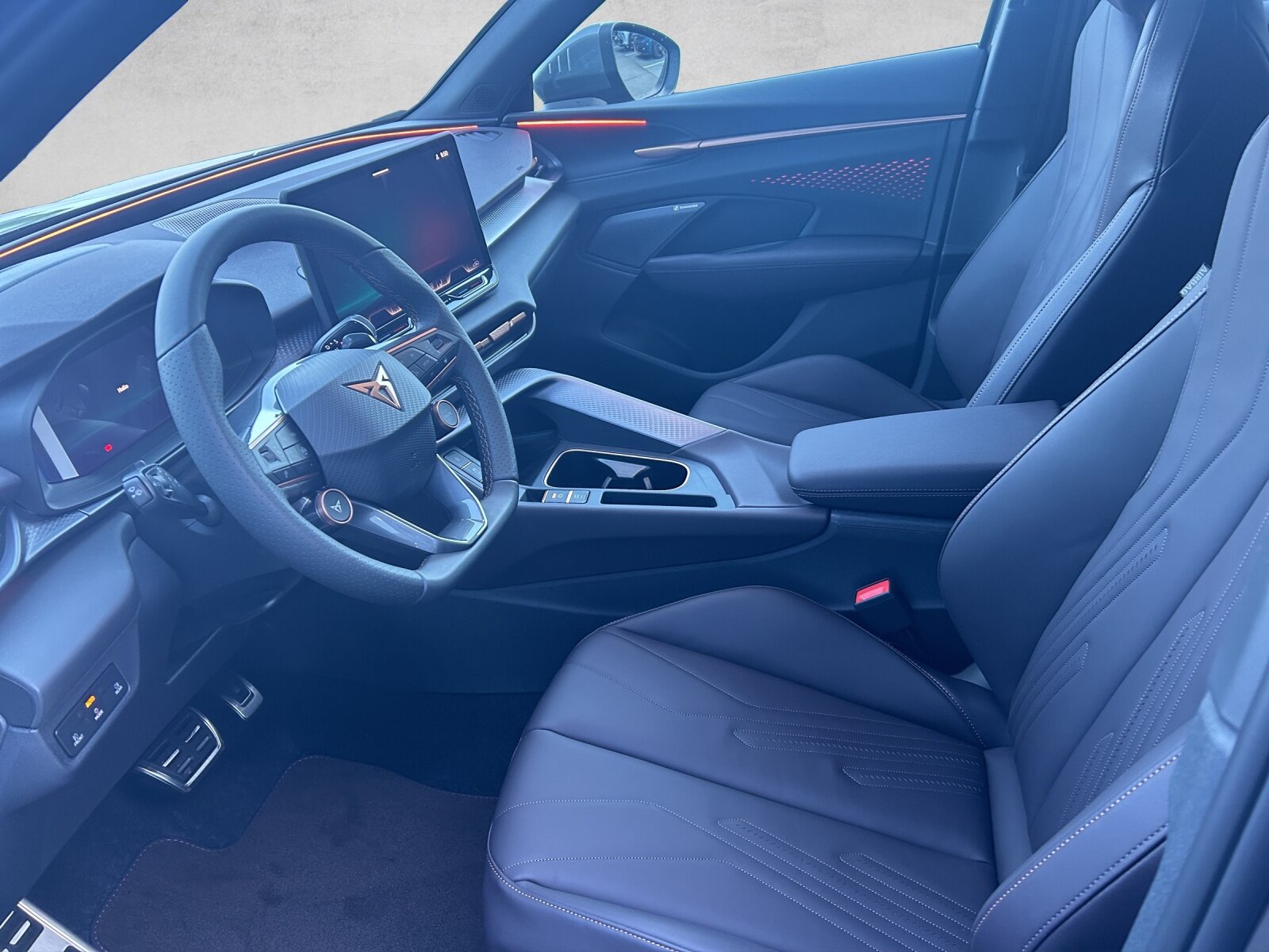 CUPRA TERRAMAR, Mild-Hybrid Benzin/Elektro, Occasion / Gebraucht, Automatik - 6