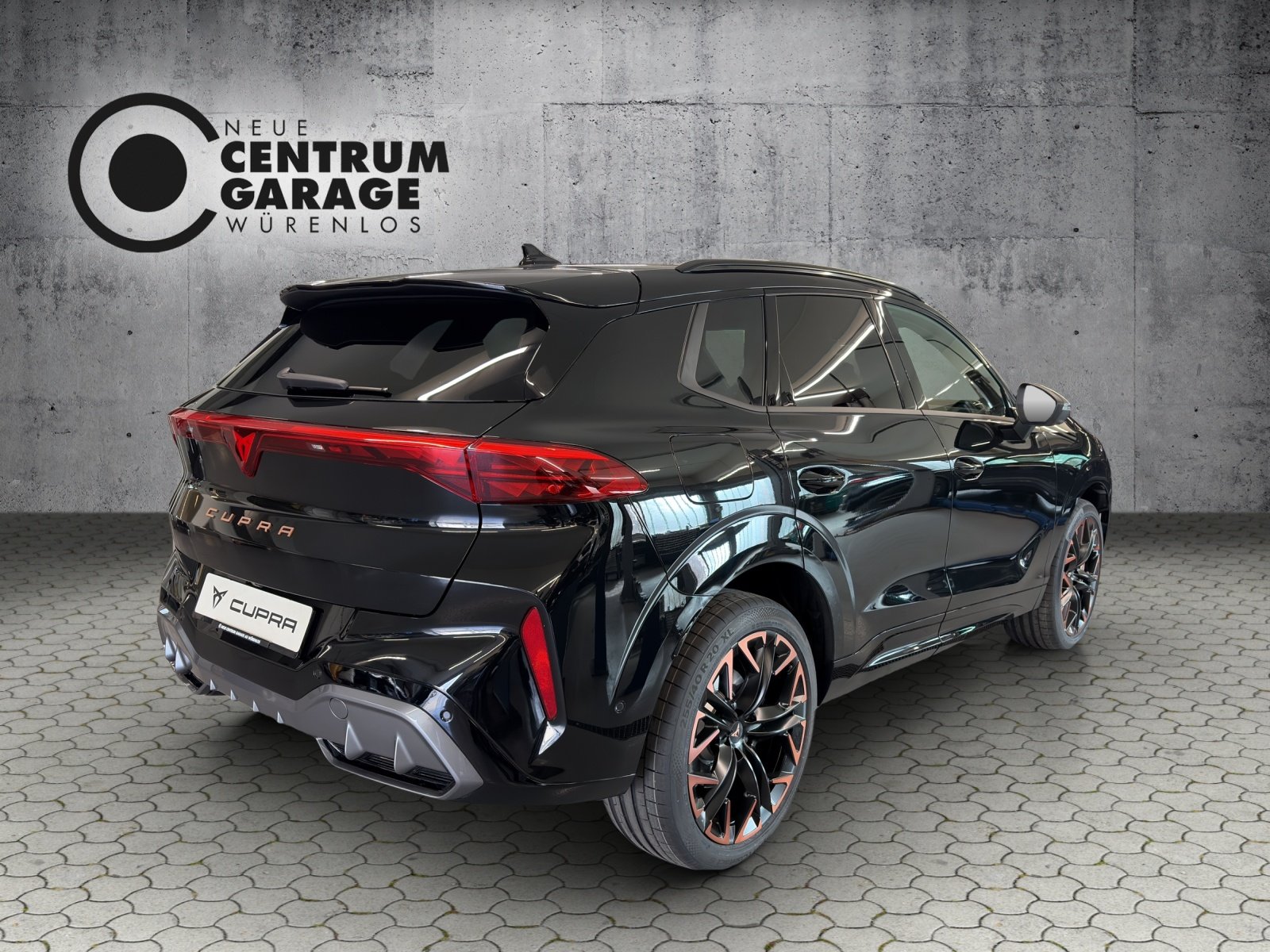 CUPRA Terramar 2.0 TSI DSG Prime Edition VZ 4Drive, Benzin, Neuwagen, Automatik - 4