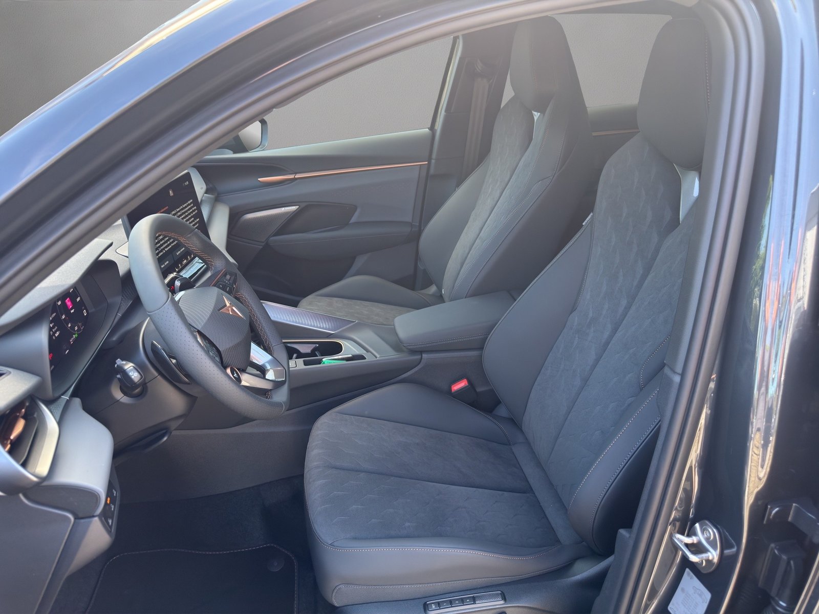 CUPRA Terramar 2.0 TSI DSG Prime Edition VZ 4Drive, Petrol, New car, Automatic - 5