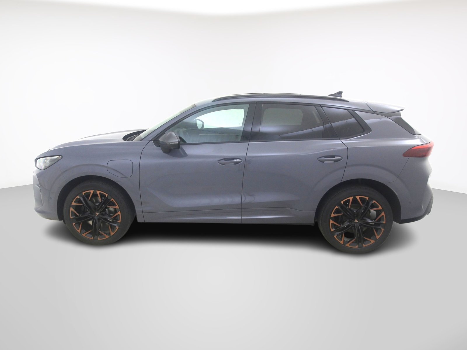 CUPRA Terramar 1.5 e-Plug-in-HYBRID VZ DSG, Plug-in-Hybrid Benzina/Elettrica, Auto nuove, Automatico - 2