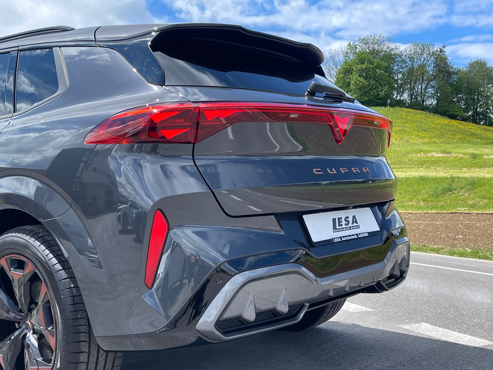 CUPRA Terramar 1.5 eTSI DSG, Hybride Léger Essence/Électricité, Voiture nouvelle, Automatique - 5
