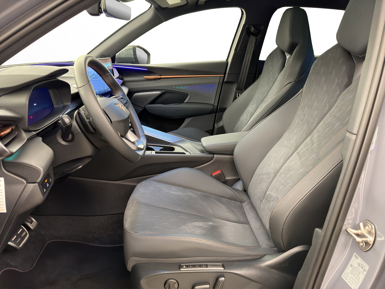 CUPRA Terramar 2.0 TSI VZ 4Drive DSG, Petrol, Second hand / Used, Automatic - 6