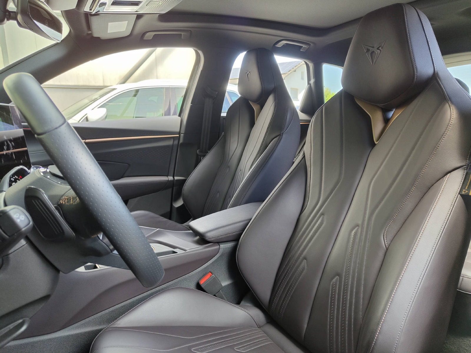 CUPRA Terramar 1.5 eHybrid VZ DSG, Plug-in-Hybrid Benzin/Elektro, Occasion / Gebraucht, Automatik - 6
