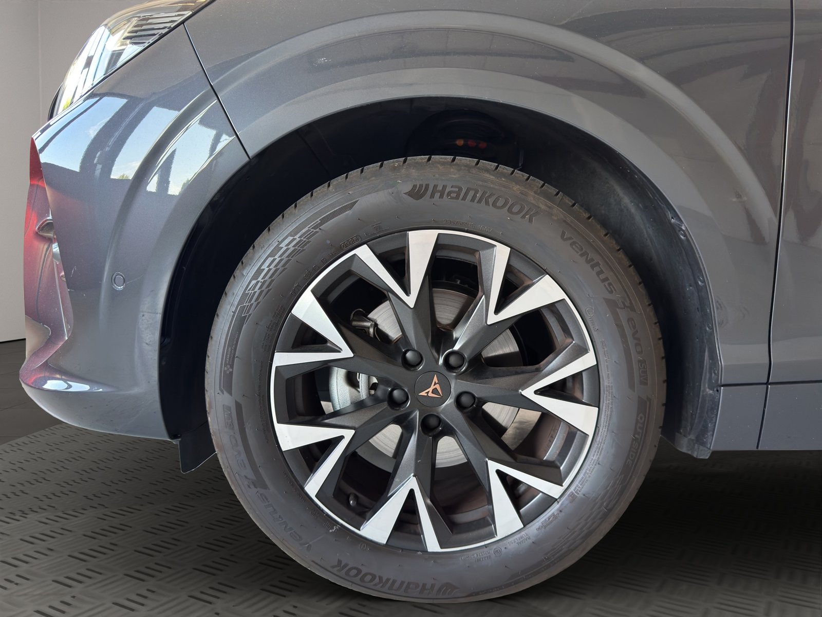 CUPRA Terramar 1.5 eTSI DSG, Mild-Hybrid Benzin/Elektro, Occasion / Gebraucht, Automatik - 6