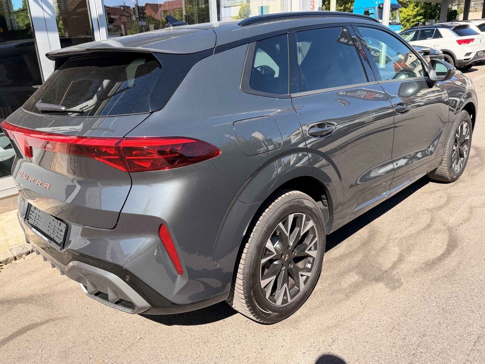 CUPRA Terramar 1.5 e-Hybrid 204 PS *** ANHÄNGERKUPPLUNG PA, Hybride Rechargeable Essence/Électricité, Occasion / Utilisé, Automatique - 4