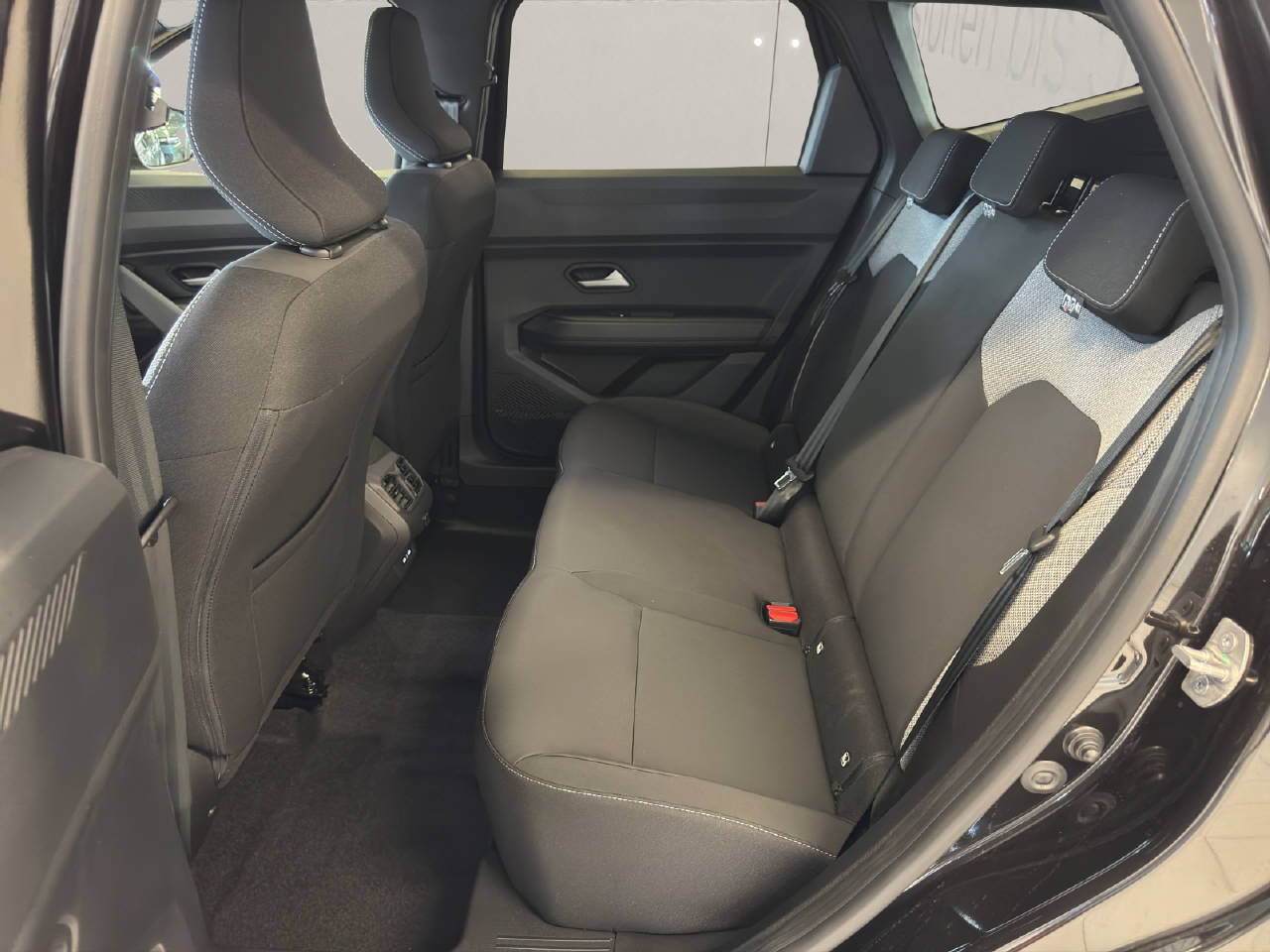 DACIA Bigster 1.2 Hybrid Journey 4WD Demo, Voll-Hybrid Benzin/Elektro, Automatik - 6