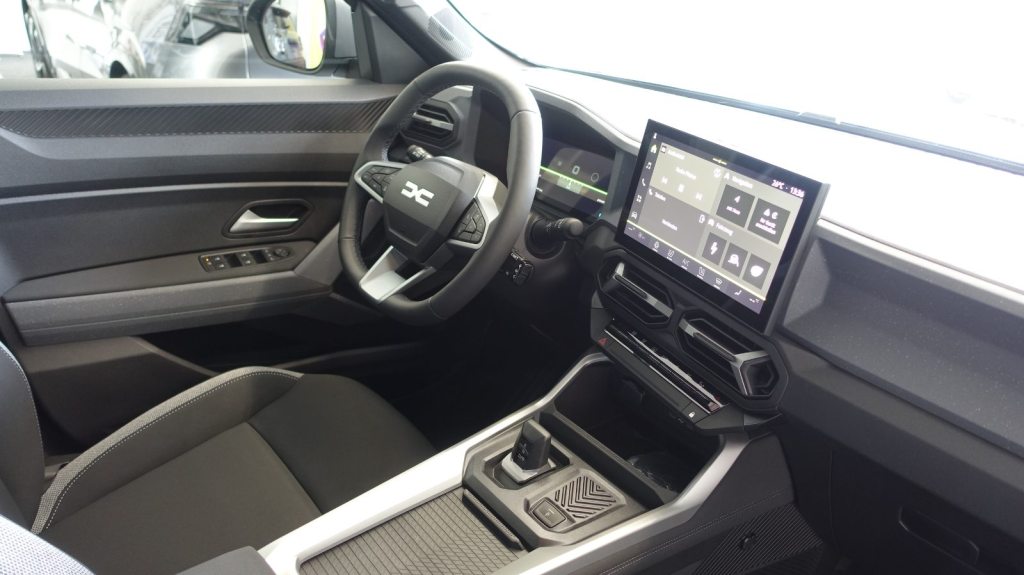 DACIA BIGSTER 1.8 Hybrid Journey, Voll-Hybrid Benzin/Elektro, Neuwagen, Automatik - 5