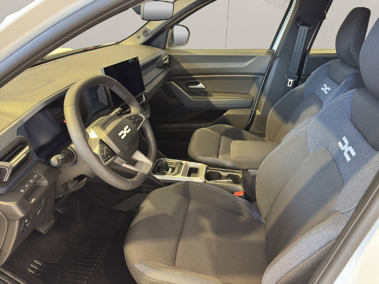 DACIA Bigster 1.8 Hybrid Expression, Hybride Intégral Essence/Électricité, Voiture nouvelle, Automatique - 6