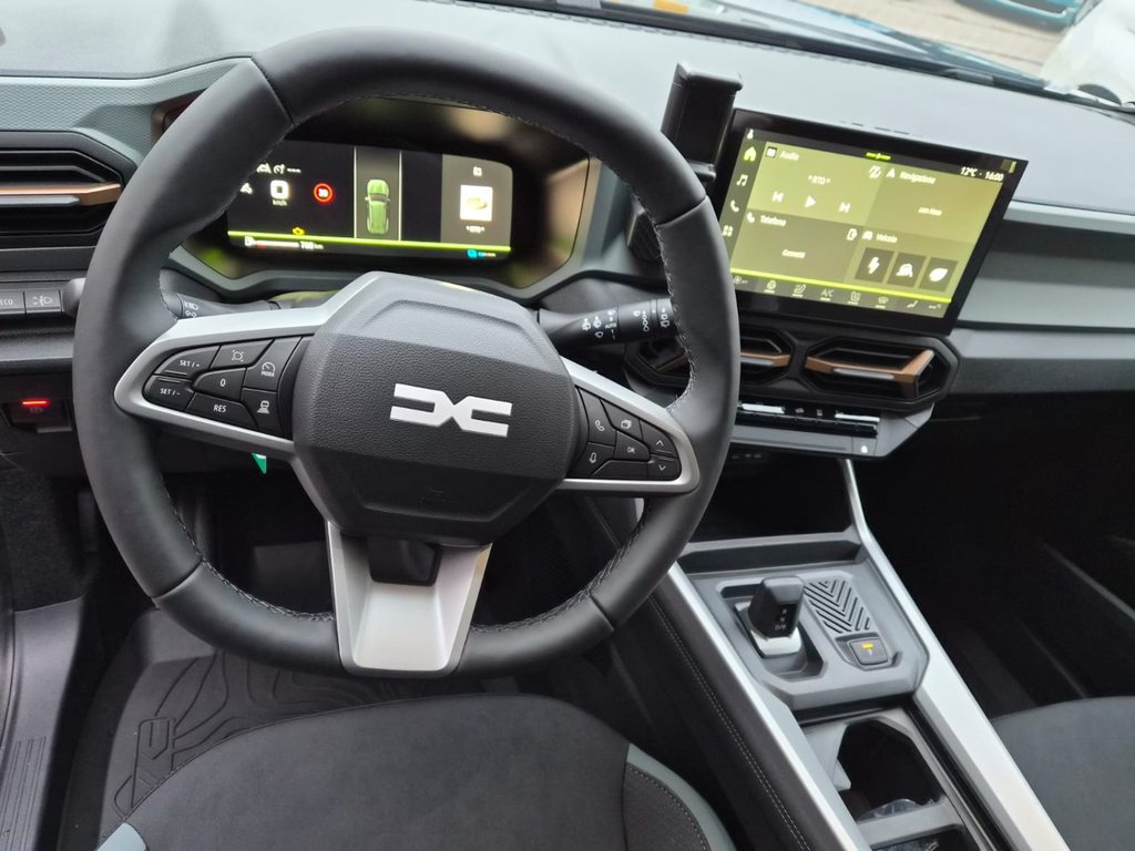 DACIA Bigster 1.8 Hybrid Extreme, Full-Hybrid Petrol/Electric, New car, Automatic - 4
