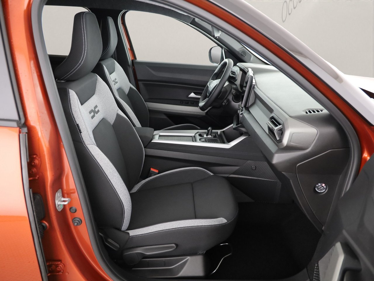 DACIA Bigster 1.8 Hybrid Journey, Full-Hybrid Petrol/Electric, New car, Automatic - 7