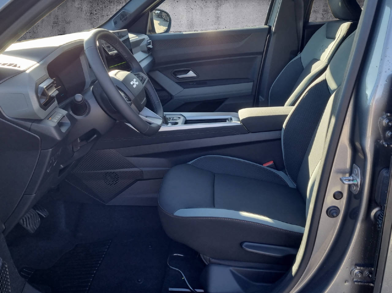 DACIA Bigster extreme hybrid 155, Hybride Integrale Benzina/Elettrica, Auto nuove, Automatico - 6