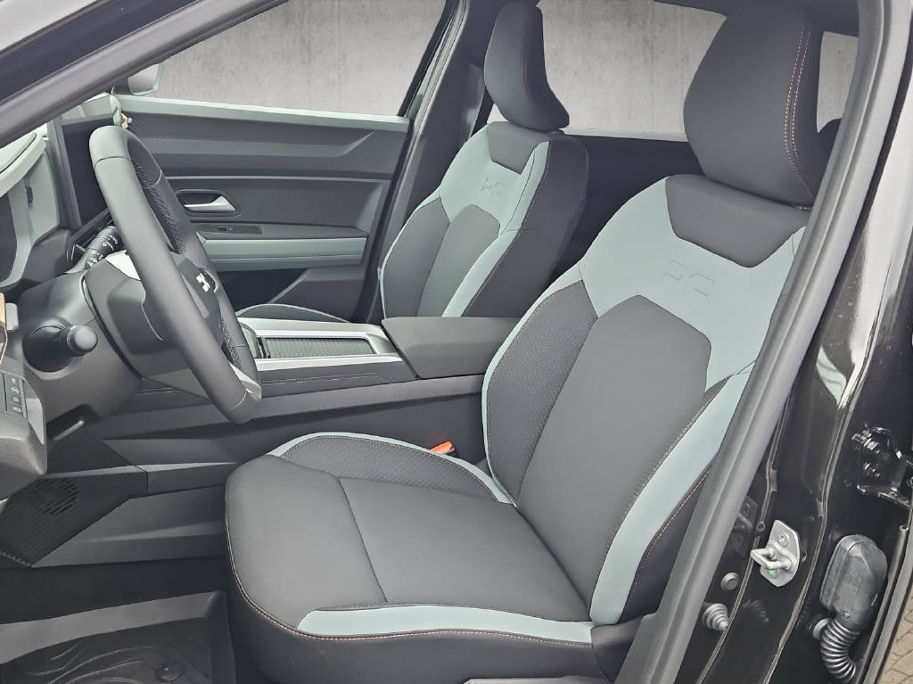 DACIA Bigster 1.8 Hybrid Extreme, Hybride Integrale Benzina/Elettrica, Auto nuove, Automatico - 5