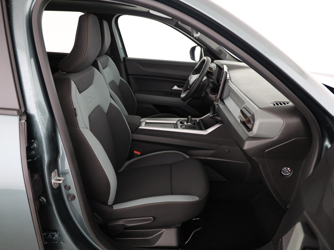 DACIA Bigster 1.8 Hybrid Extreme, Full-Hybrid Petrol/Electric, New car, Automatic - 7