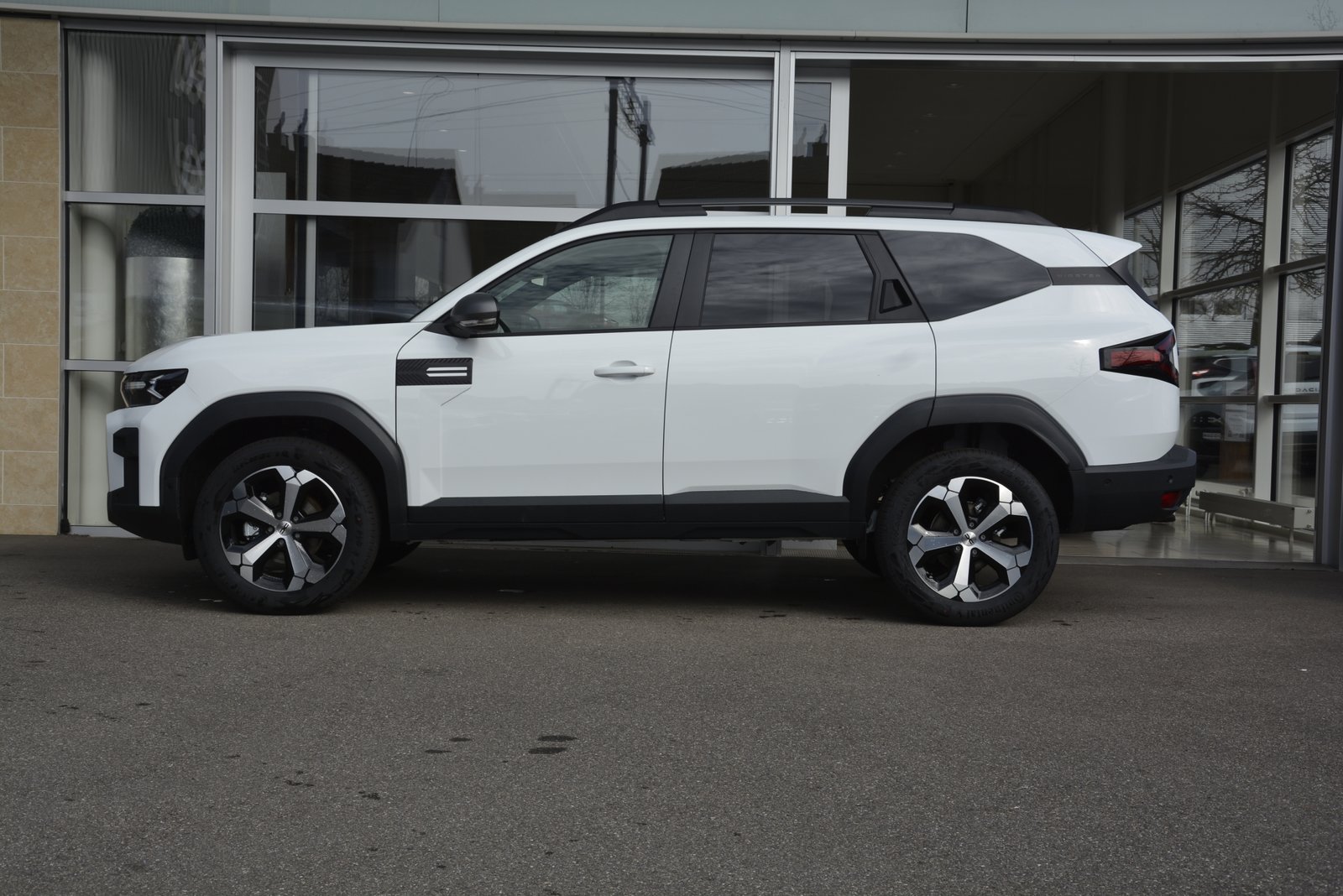 DACIA BIGSTER journey mild hybrid 140 2WD, Hybride Leggero Benzina/Elettrica, Auto nuove, Manuale - 3