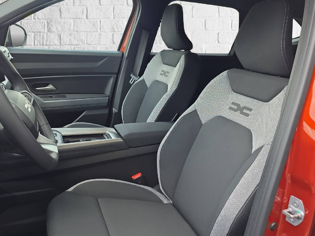 DACIA Bigster 1.8 Hybrid Journey, Hybride Integrale Benzina/Elettrica, Auto nuove, Automatico - 6