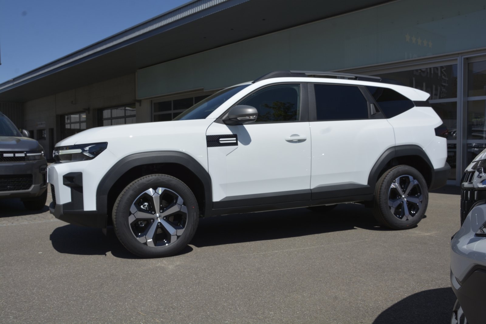 DACIA BIGSTER journey hybrid 155, Hybride Intégral Essence/Électricité, Voiture nouvelle, Automatique - 3
