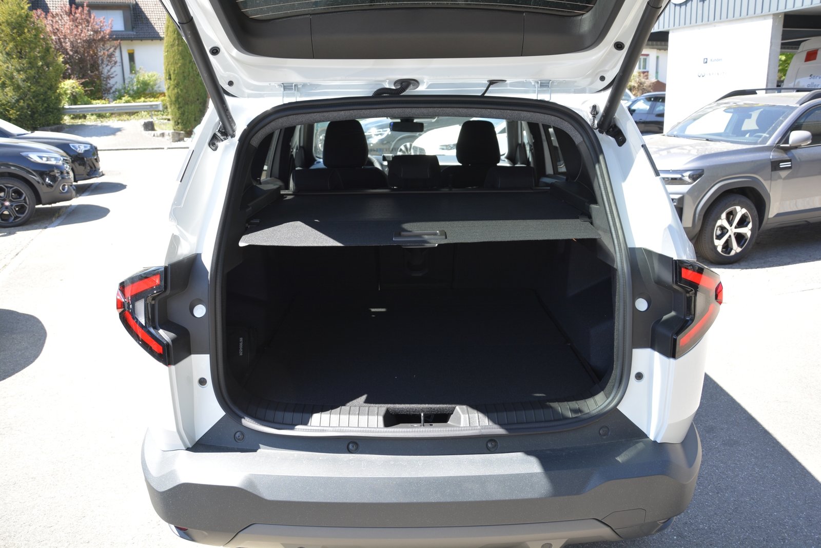 DACIA BIGSTER journey hybrid 155, Voll-Hybrid Benzin/Elektro, Neuwagen, Automatik - 6