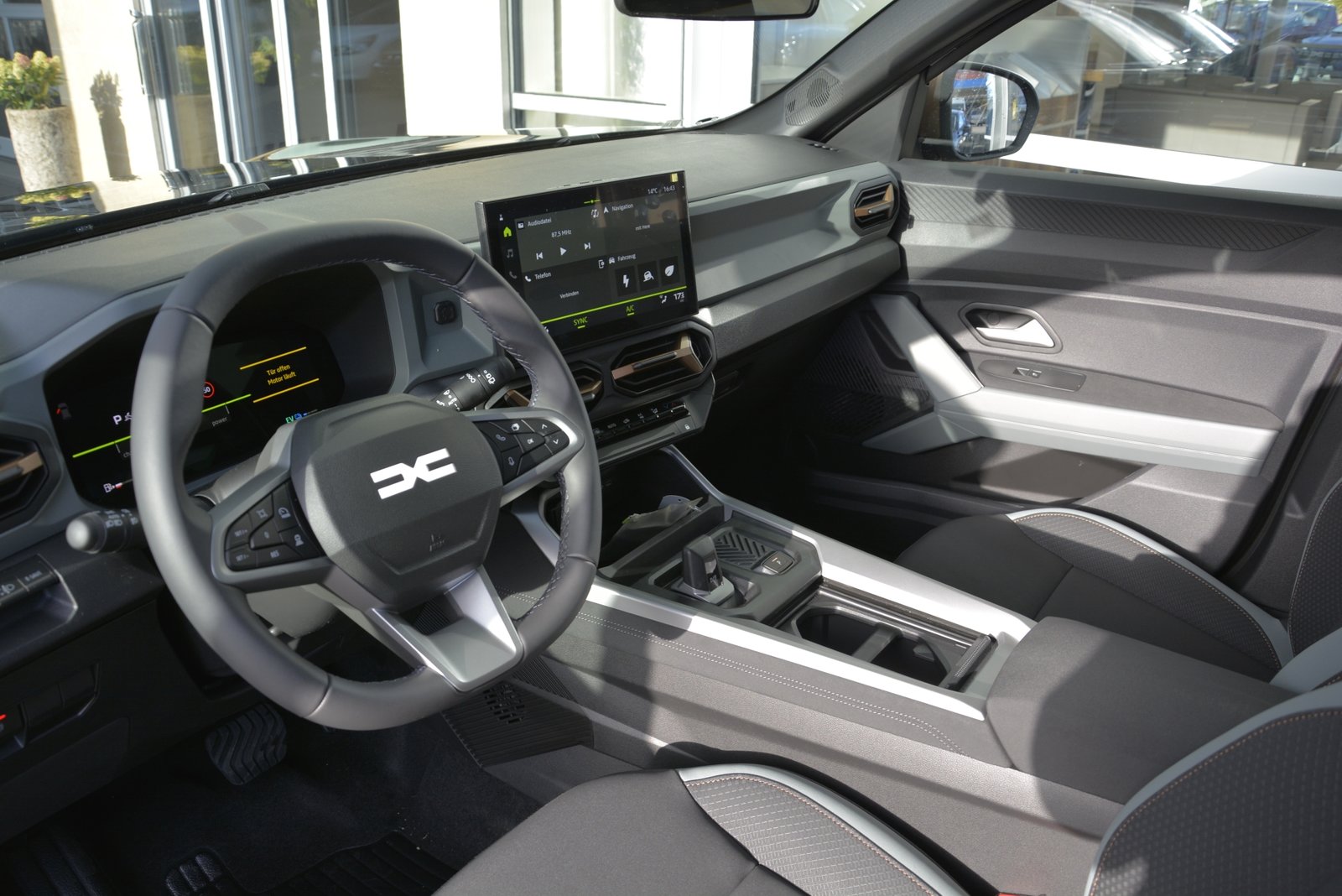 DACIA BIGSTER extreme hybrid 155, Hybride Integrale Benzina/Elettrica, Auto nuove, Automatico - 5