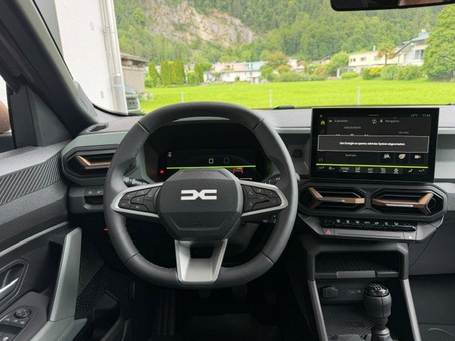 DACIA BIGSTER Extreme mild hybrid 130 4x4, Mild-Hybrid Petrol/Electric, New car, Manual - 5