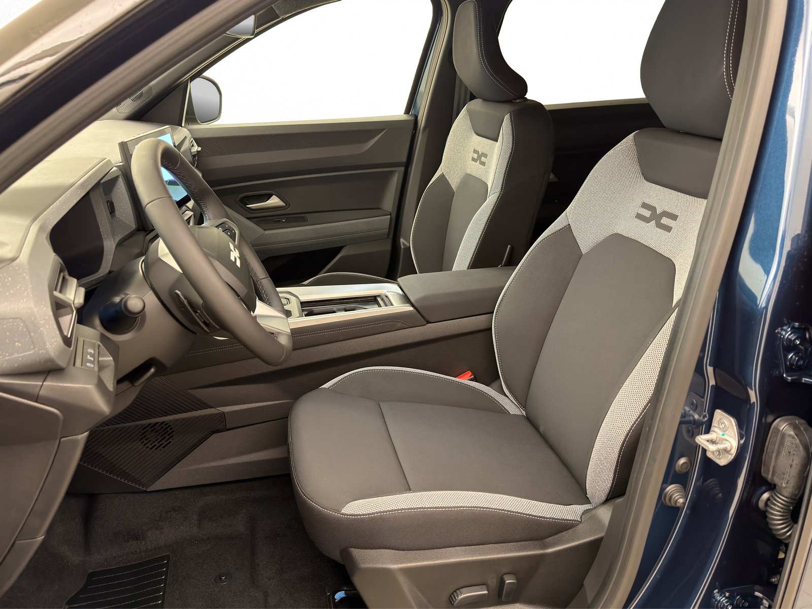 DACIA Bigster 1.2 Hybrid Journey 4WD, Hybride Intégral Essence/Électricité, Voiture nouvelle, Automatique - 7