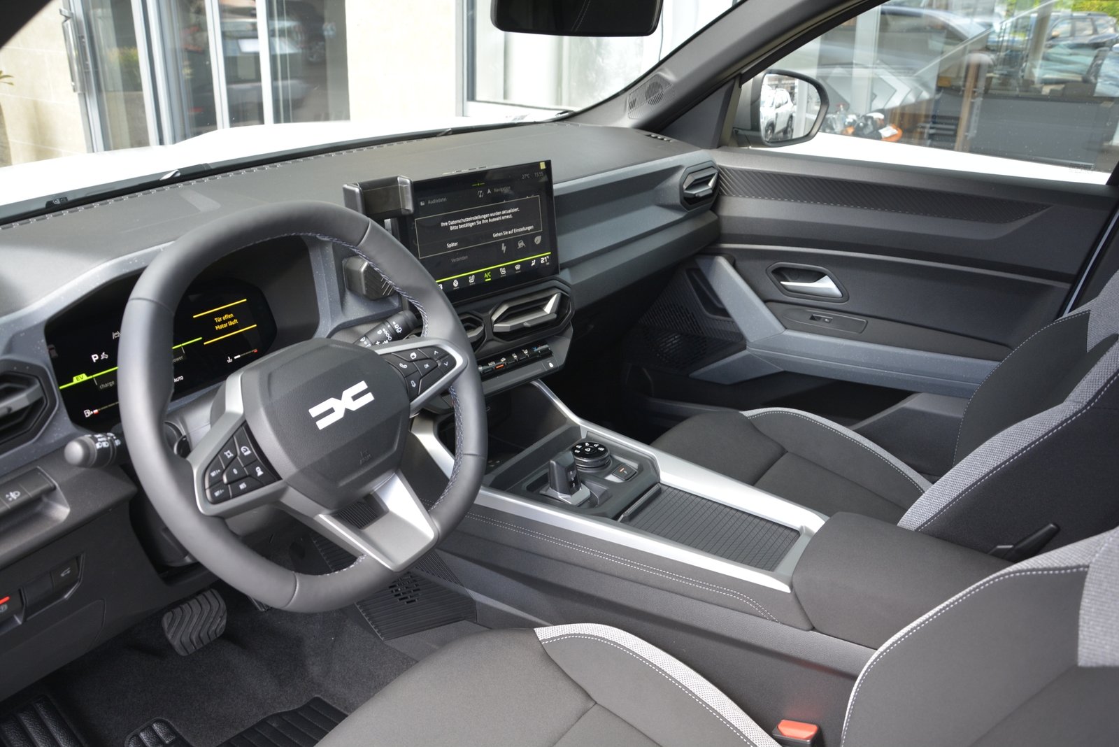 DACIA BIGSTER journey hybrid 150 4x4 Automat, Hybride Intégral Essence/Électricité, Voiture nouvelle, Automatique - 5