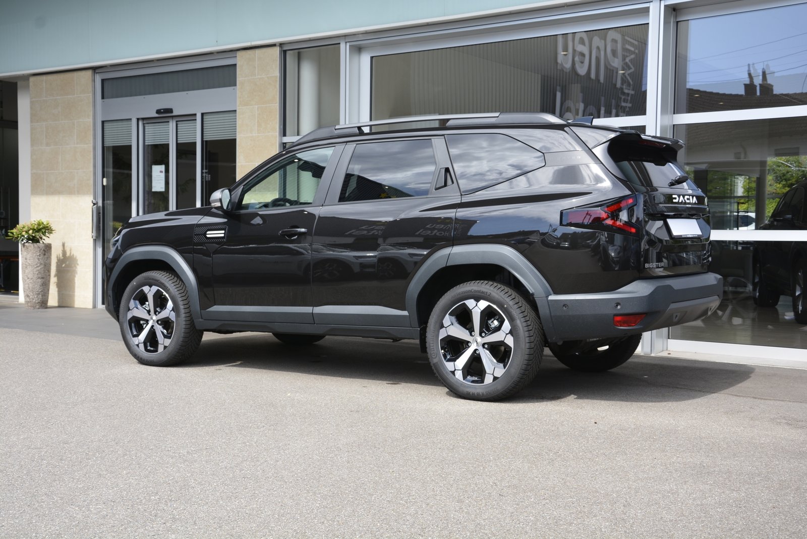 DACIA BIGSTER journey hybrid 150 4x4 Automat, Hybride Intégral Essence/Électricité, Voiture nouvelle, Automatique - 4