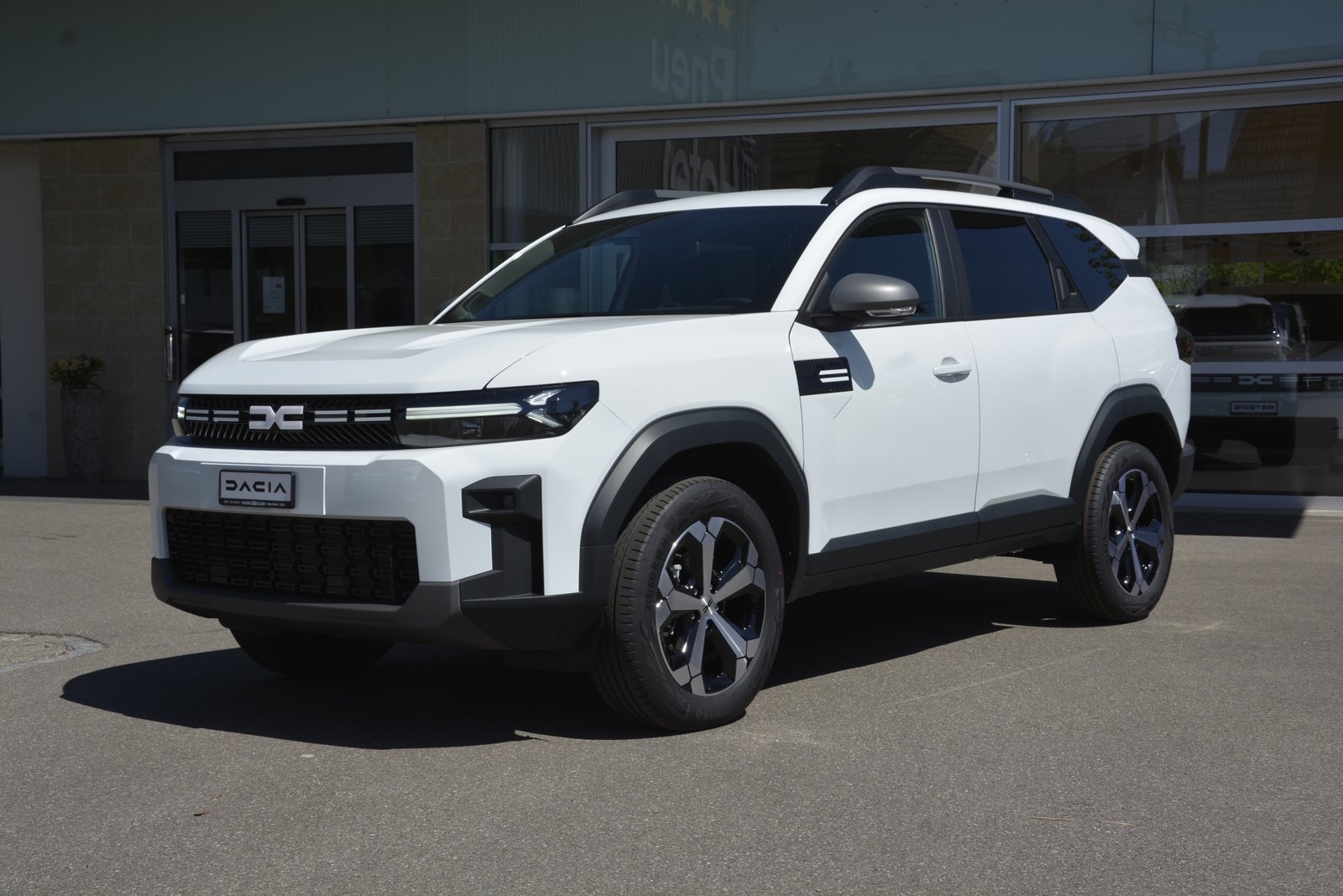 DACIA BIGSTER journey hybrid 155