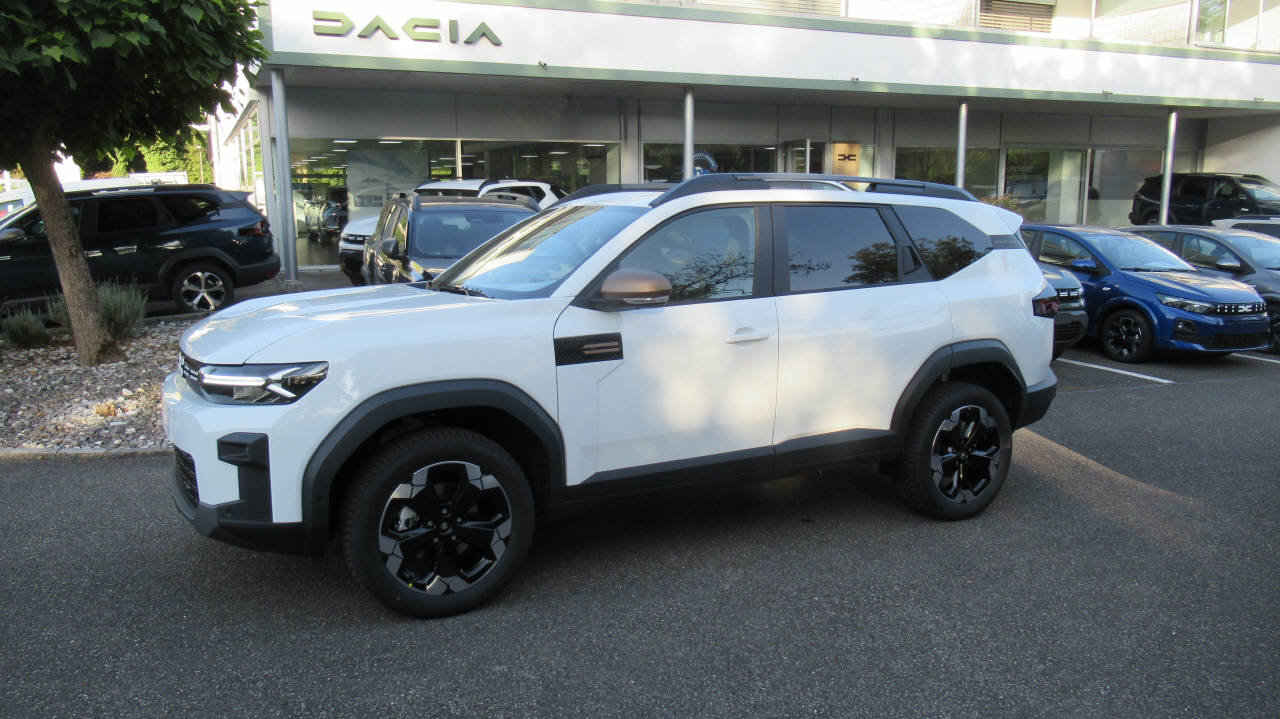 DACIA Bigster 1.2 Hybrid Extreme 4WD, Full-Hybrid Petrol/Electric, New car, Automatic - 2