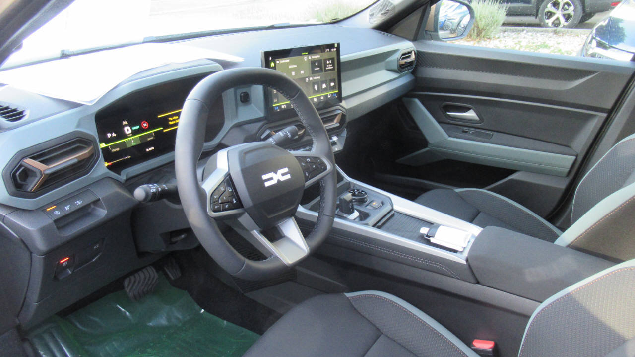 DACIA Bigster 1.2 Hybrid Extreme 4WD, Full-Hybrid Petrol/Electric, New car, Automatic - 5