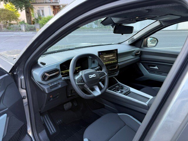 DACIA Bigster 1.2 Hybrid Extreme 4WD, Voll-Hybrid Benzin/Elektro, Neuwagen, Automatik - 5