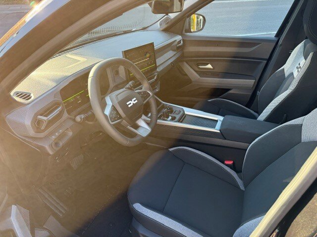 DACIA Bigster 1.2 Hybrid Journey 4WD, Full-Hybrid Petrol/Electric, New car, Automatic - 5