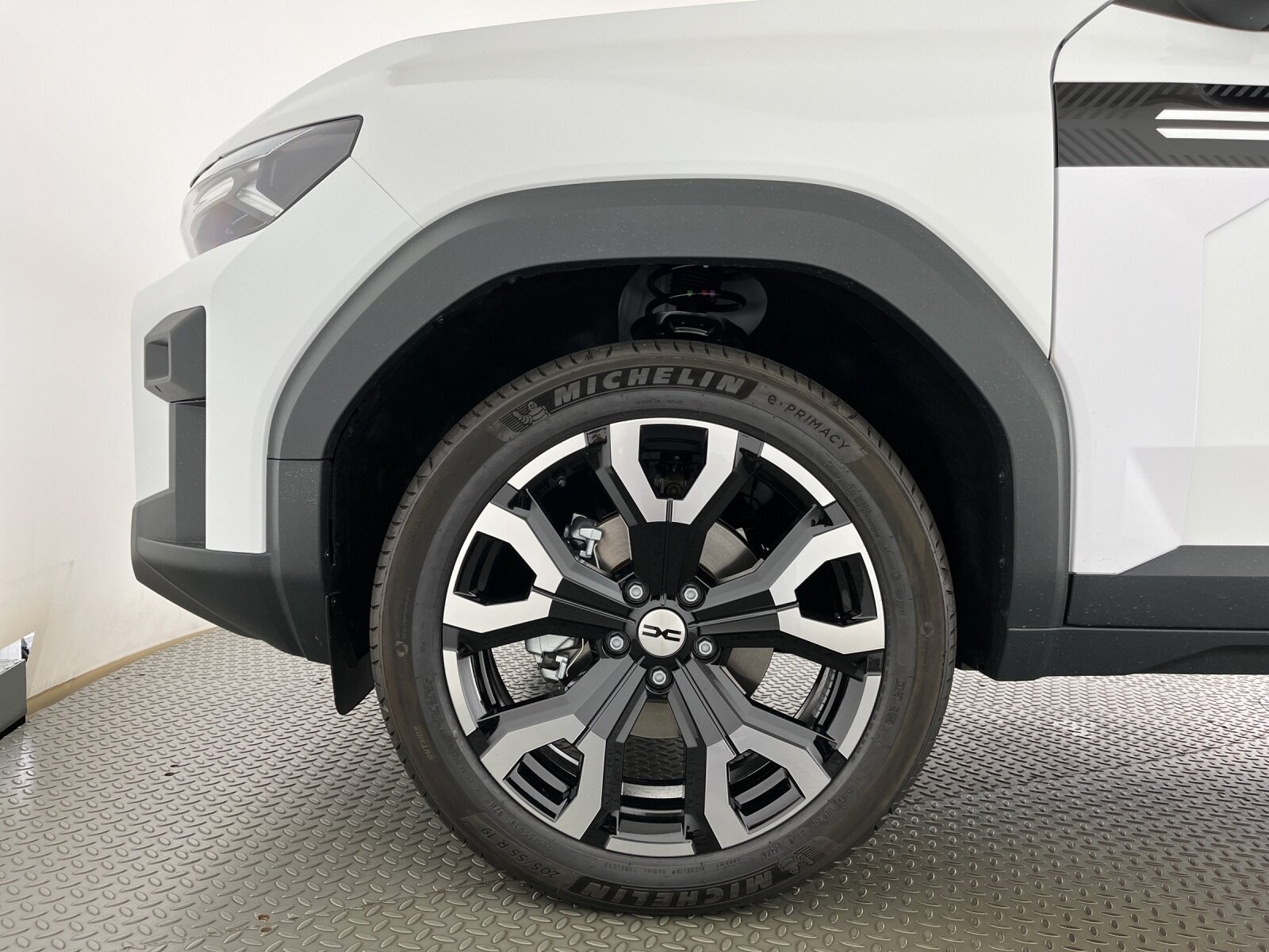 DACIA Bigster 1.2 Hybrid Journey 4WD, Voll-Hybrid Benzin/Elektro, Neuwagen, Automatik - 6