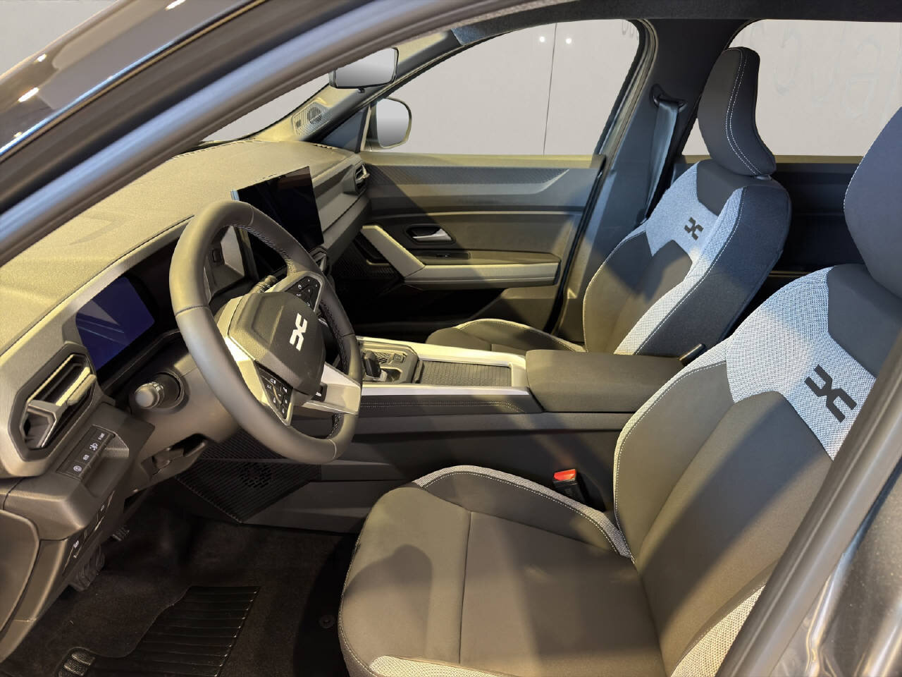 DACIA Bigster 1.8 Hybrid Journey, Voll-Hybrid Benzin/Elektro, Neuwagen, Automatik - 5