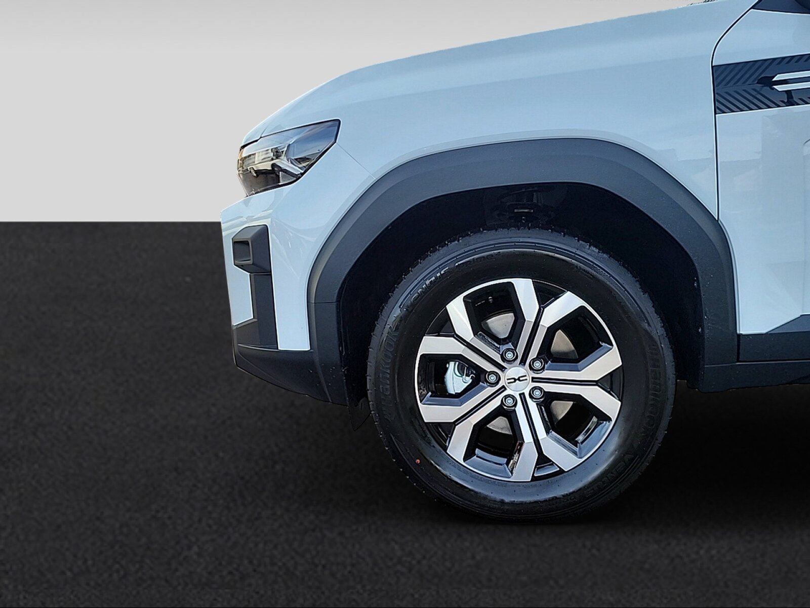 DACIA Bigster Expression Hybrid 155, Full-Hybrid Petrol/Electric, New car, Automatic - 5