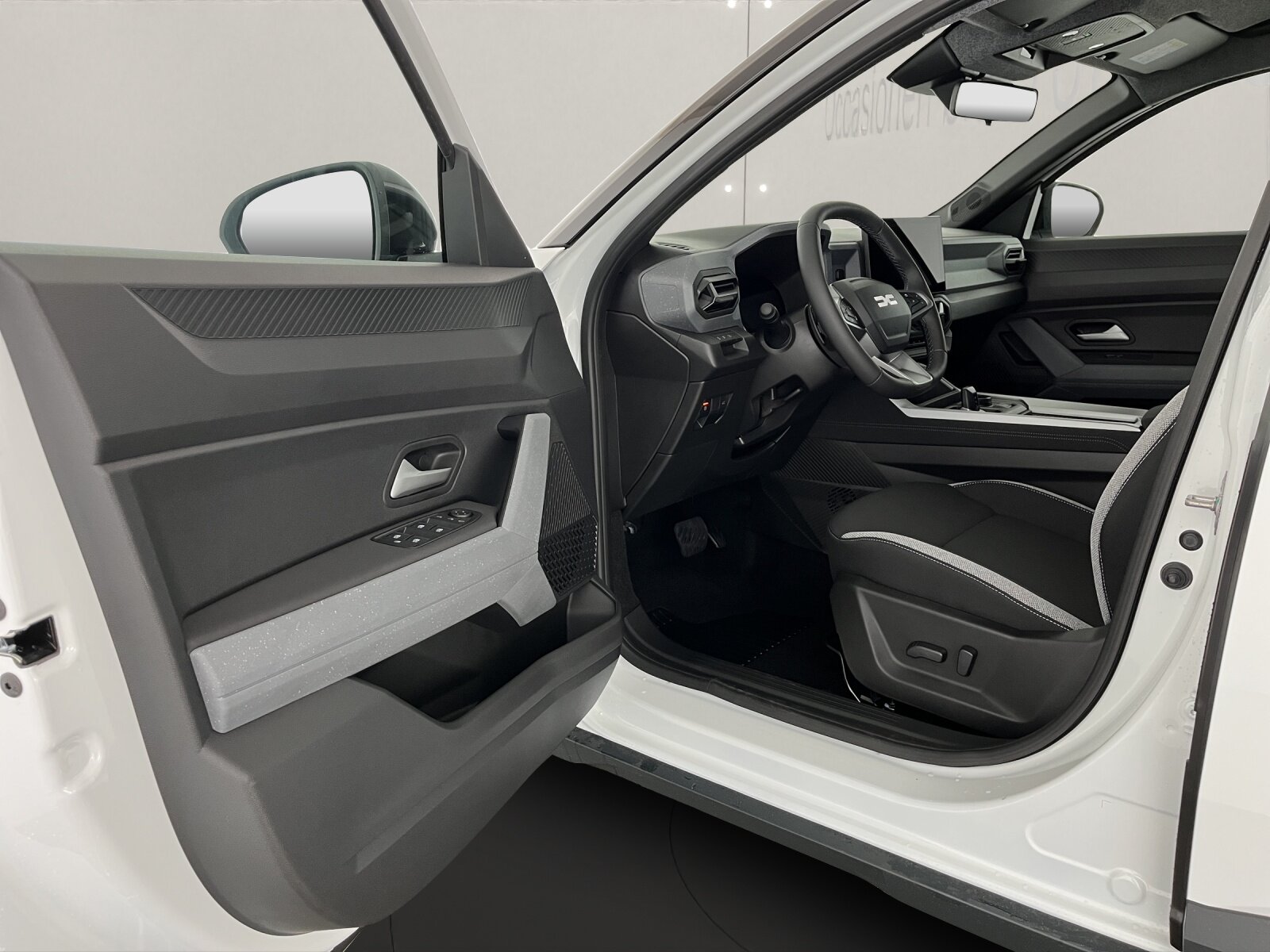 DACIA Bigster 1.2 Hybrid Journey 4WD, Full-Hybrid Petrol/Electric, New car, Automatic - 7