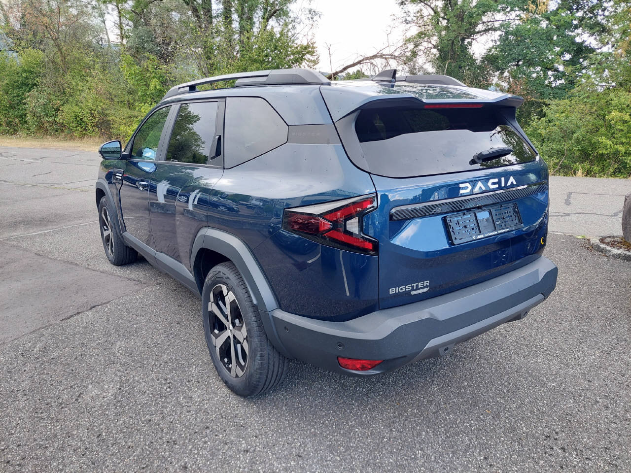 DACIA Bigster 1.8 Hybrid Journey, Voll-Hybrid Benzin/Elektro, Occasion / Gebraucht, Automatik - 4