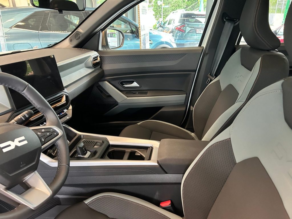 DACIA BIGSTER 1.8 Hybrid Extreme, Voll-Hybrid Benzin/Elektro, Vorführwagen, Automatik - 6