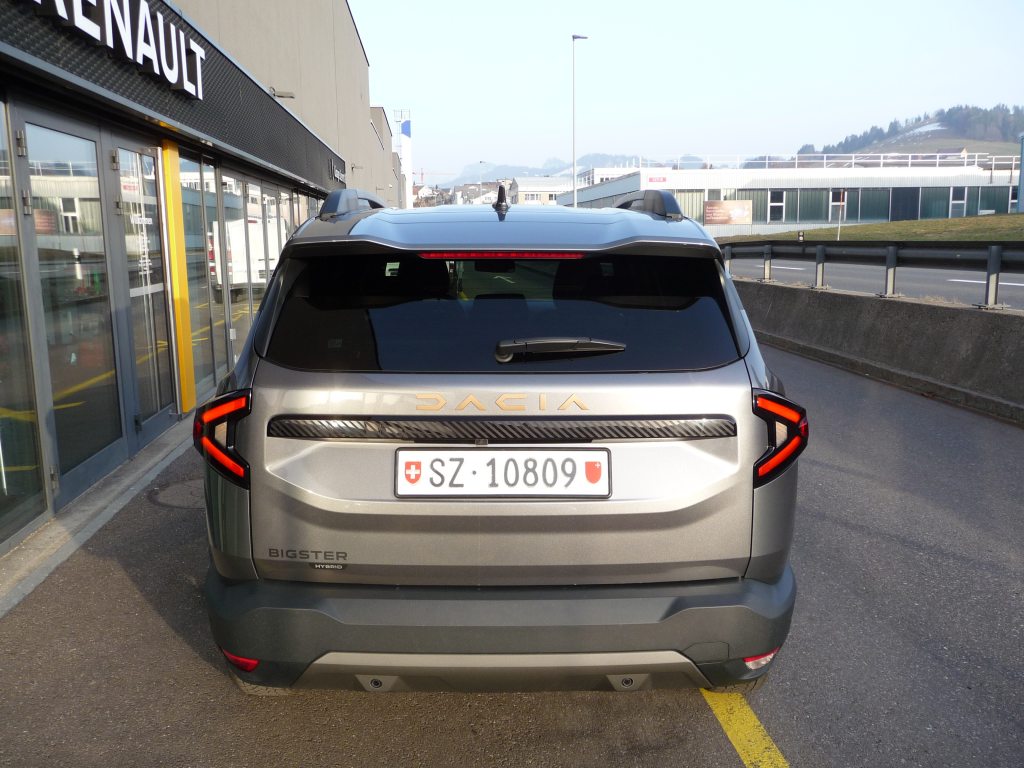 DACIA BIGSTER 1.8 Hybrid Extreme, Voll-Hybrid Benzin/Elektro, Vorführwagen, Automatik - 7