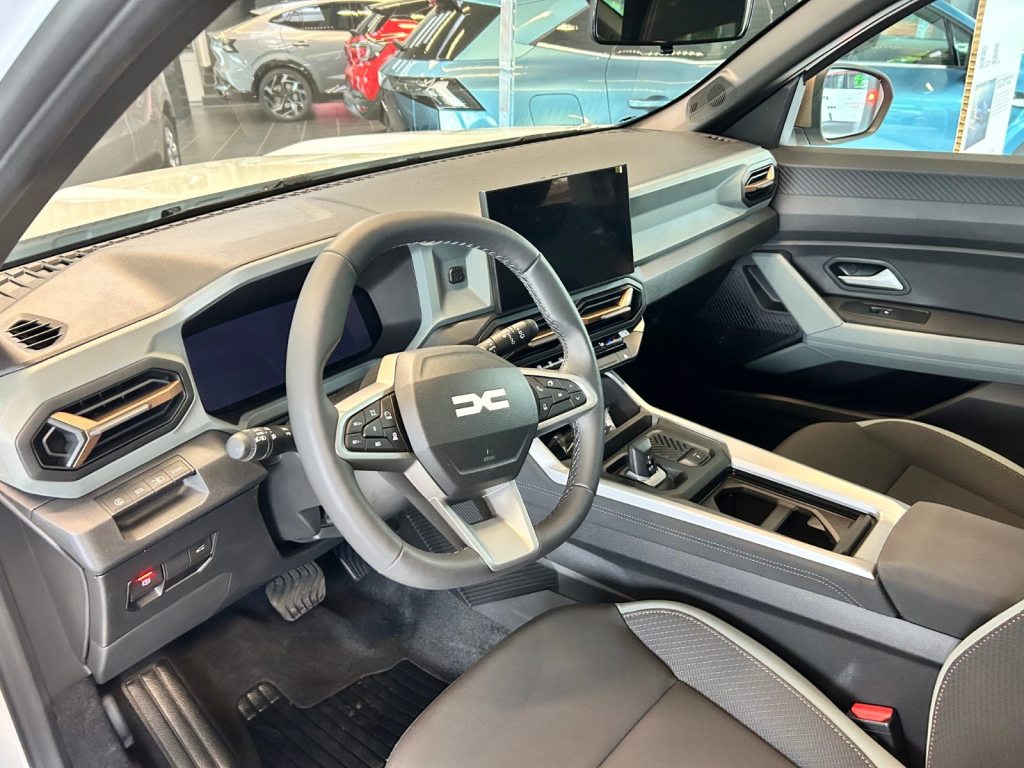 DACIA BIGSTER 1.8 Hybrid Extreme, Voll-Hybrid Benzin/Elektro, Vorführwagen, Automatik - 4