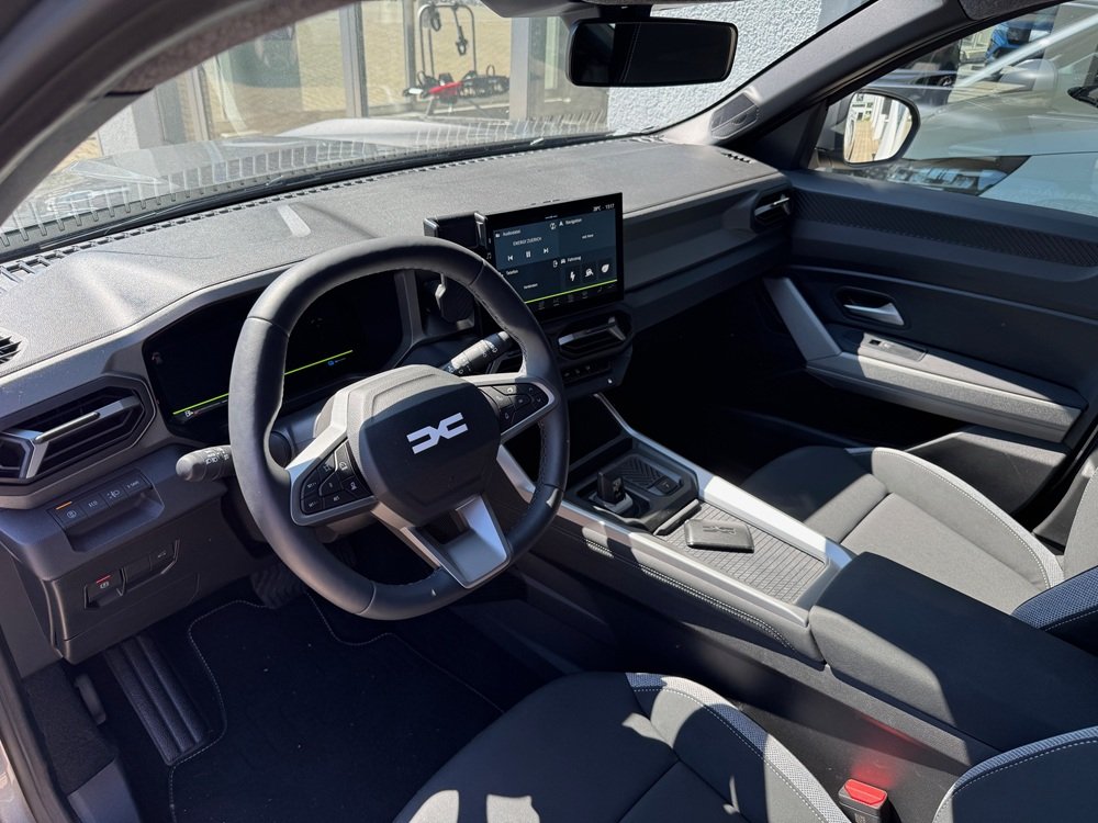 DACIA Bigster 1.8 Hybrid Journey, Essence, Voiture de démonstration, Automatique - 4