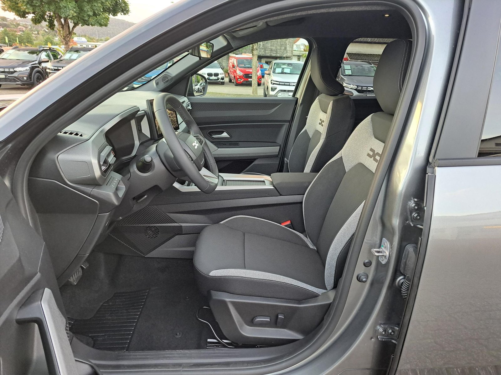 DACIA Bigster 1.8 Hybrid Journey, Hybride Intégral Essence/Électricité, Voiture de démonstration, Automatique - 6