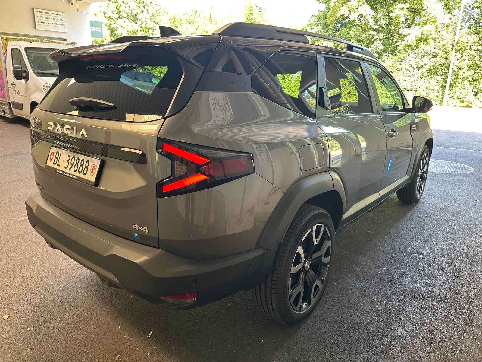 DACIA Bigster 1.2 Hybrid Journey 4WD, Voll-Hybrid Benzin/Elektro, Vorführwagen, Automatik - 5